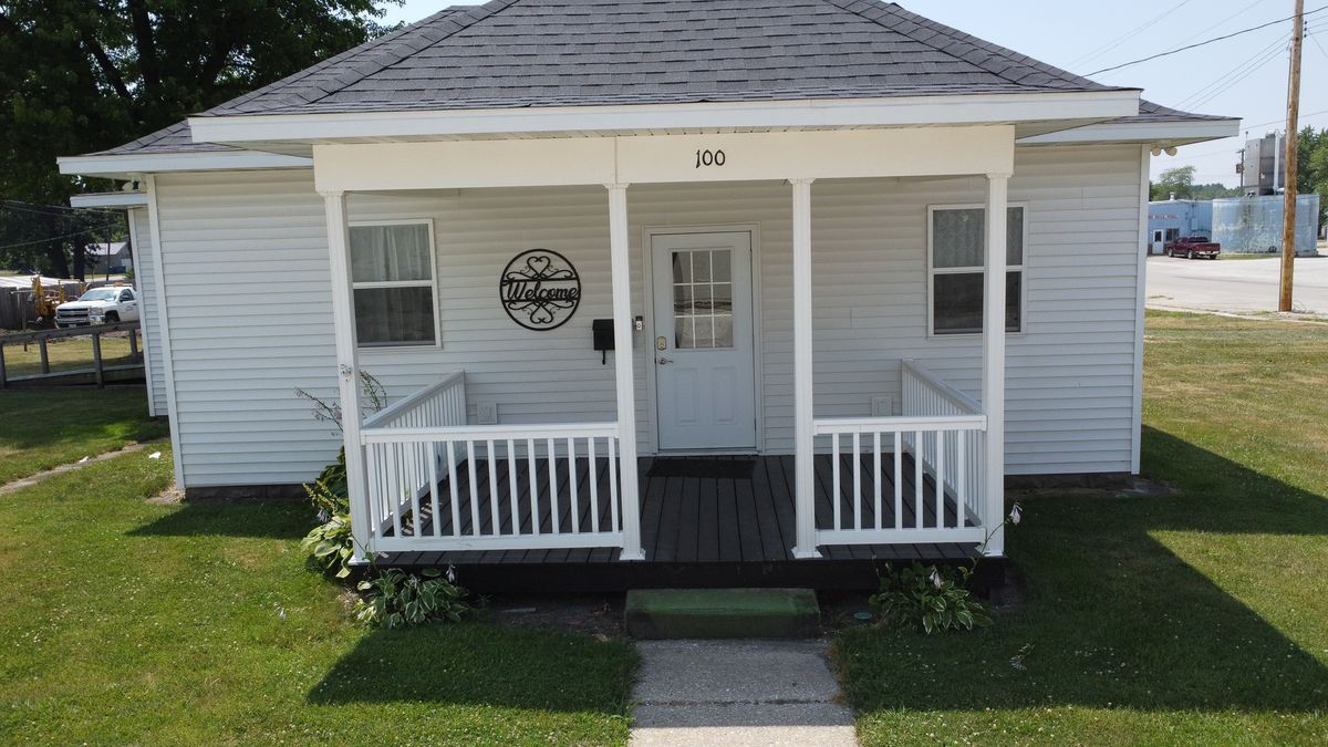 100 Lyle Street, Milford, IL 60953