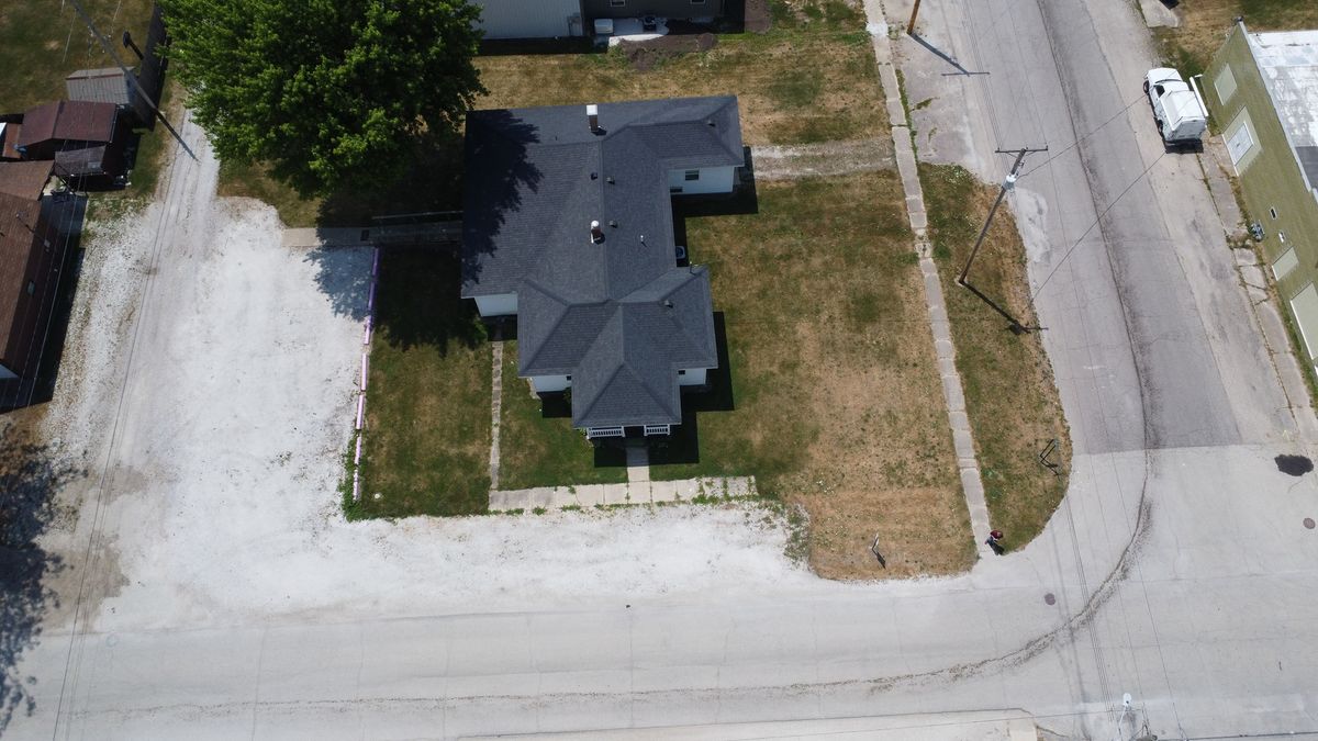 100 Lyle Street, Milford, IL 60953