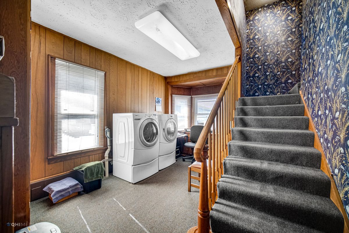 194 Joliet Road, Valparaiso, IN 46385
