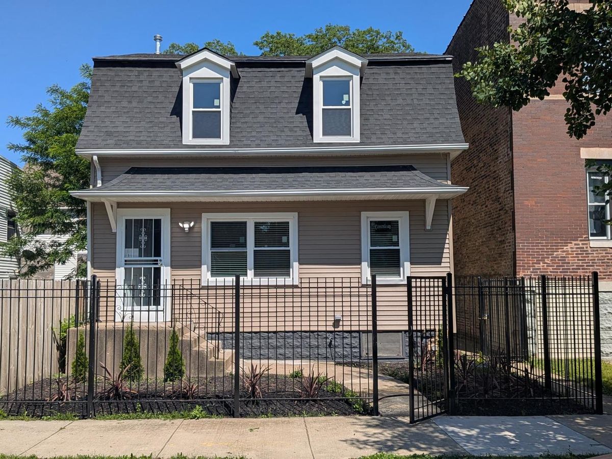 11531 Perry Avenue, Chicago, IL 60628