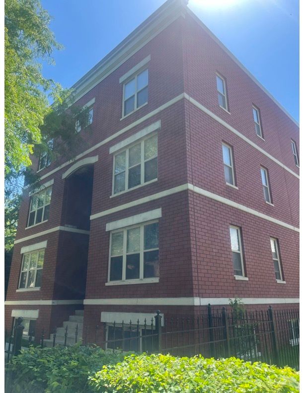 6528 S University Avenue #3S — Chicago, IL 60637
