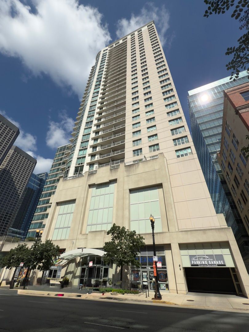 125 S Jefferson Street #P294 — Chicago, IL 60661