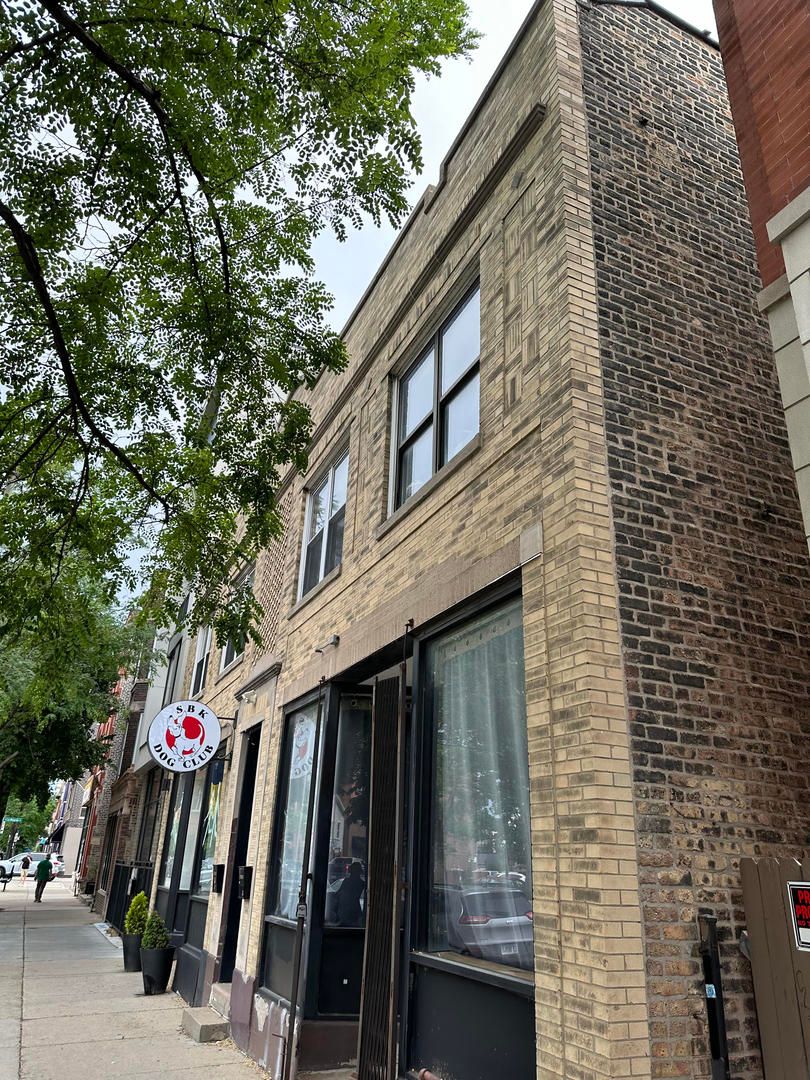1524 N Ashland Avenue — Chicago, IL 60622