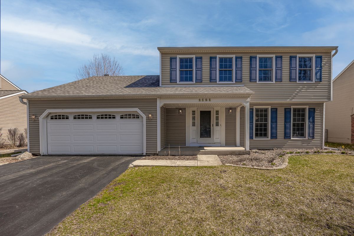 1121 Independence Avenue, St. Charles, IL 60174