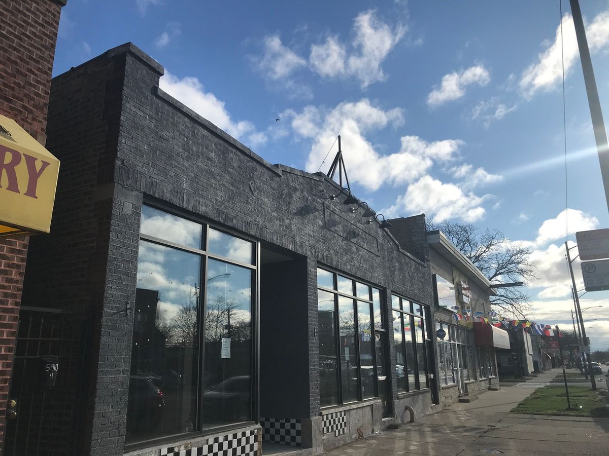 5906 Fullerton Avenue, Chicago, IL 60639