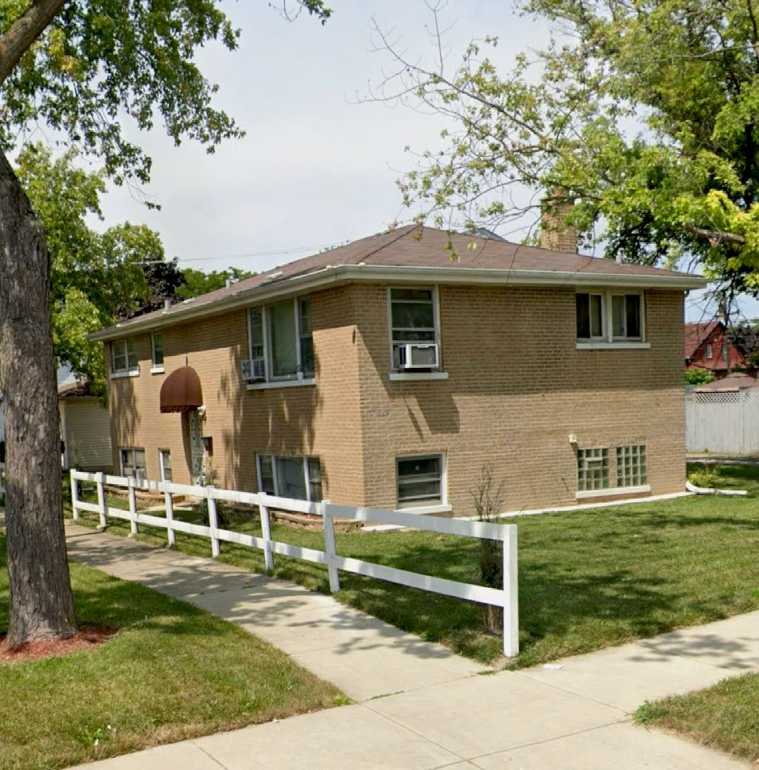 220 S 9th Avenue — Maywood, IL 60153