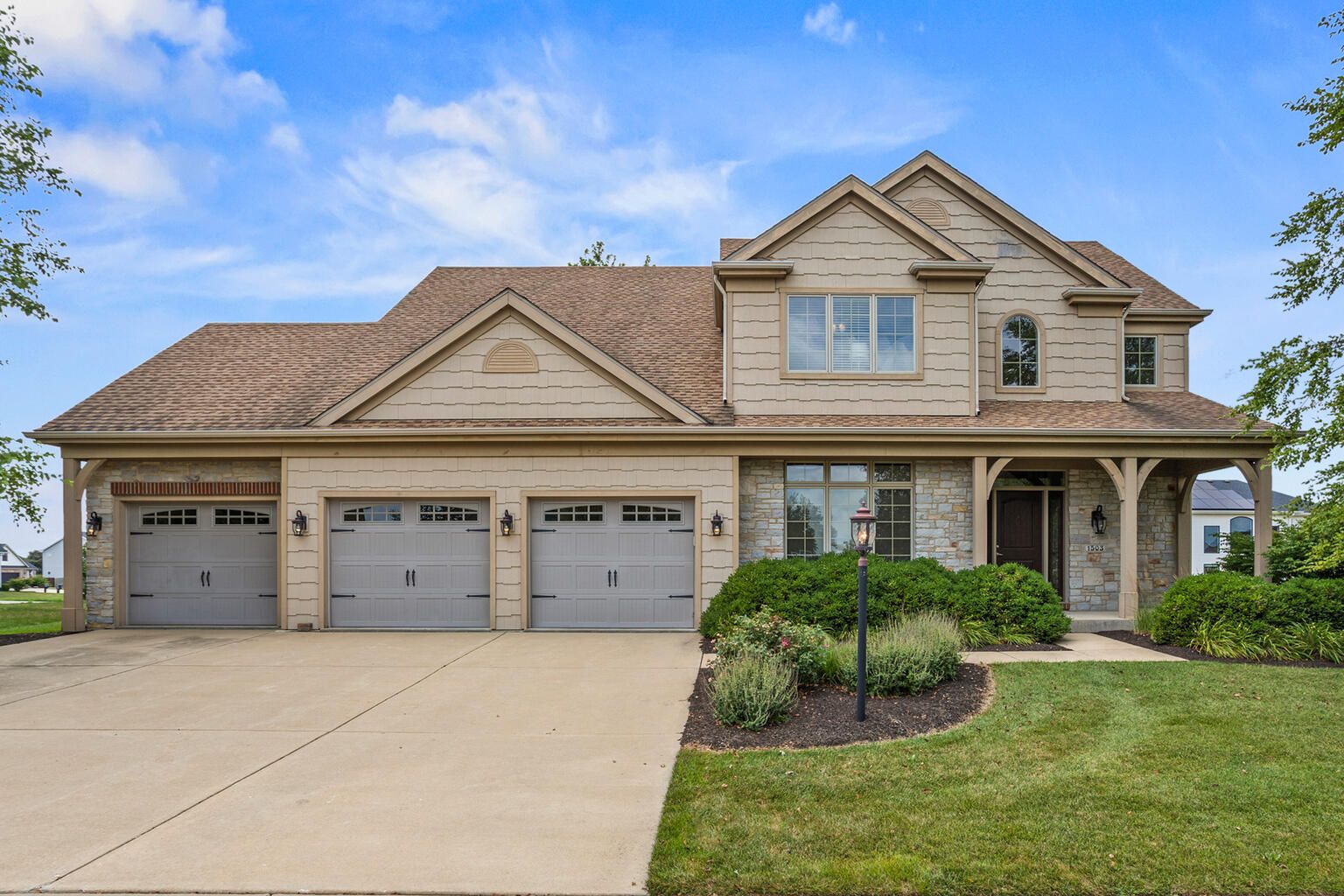 1503 English Oak Drive — Champaign, IL 61822