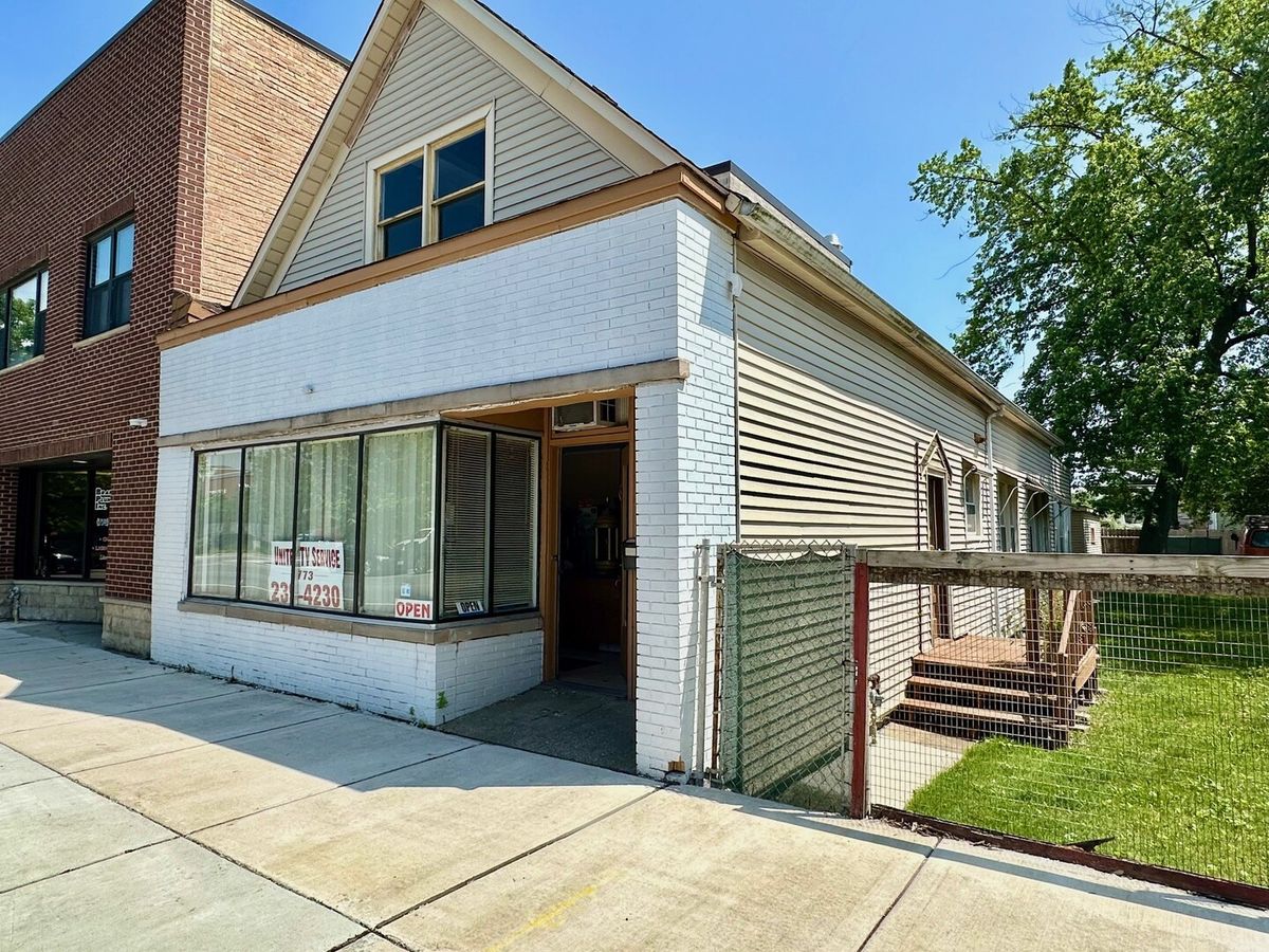 3251 111TH Street, Chicago, IL 60655