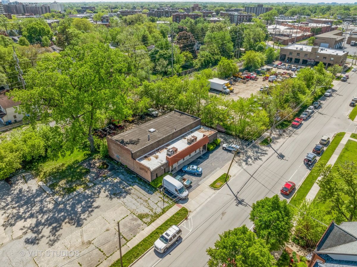 727 1st Avenue, Des Plaines, IL 60016