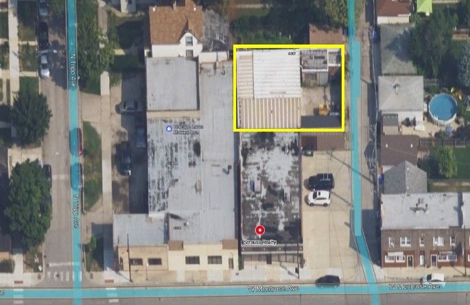 4220 W Montrose Avenue #REAR — Chicago, IL 60641