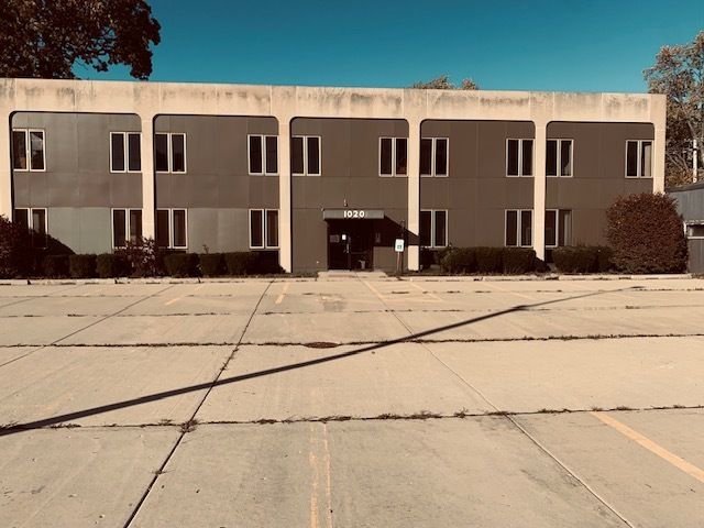 1020 W Glen Flora Avenue — Waukegan, IL 60085