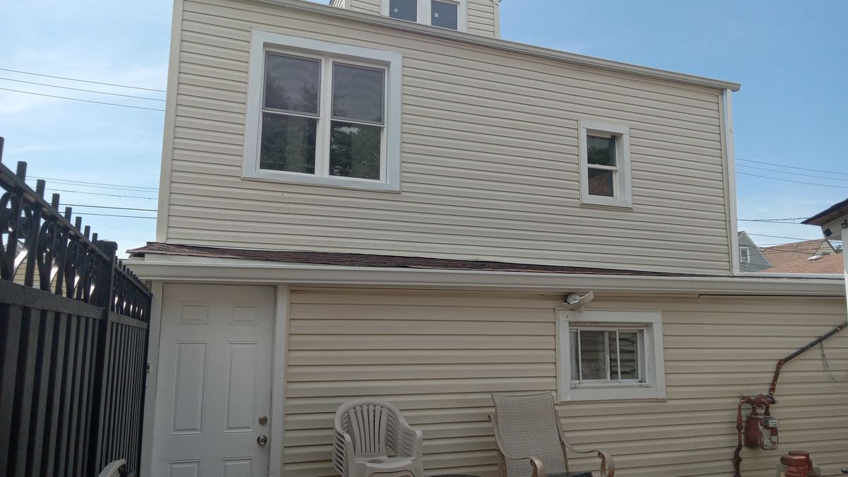 5142 Campbell Avenue, Chicago, IL 60632