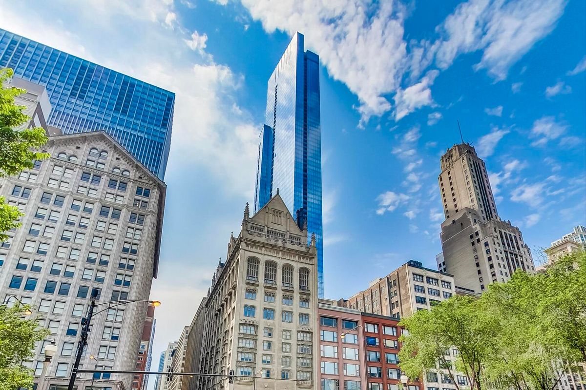 60 Monroe Street, Chicago, IL 60603