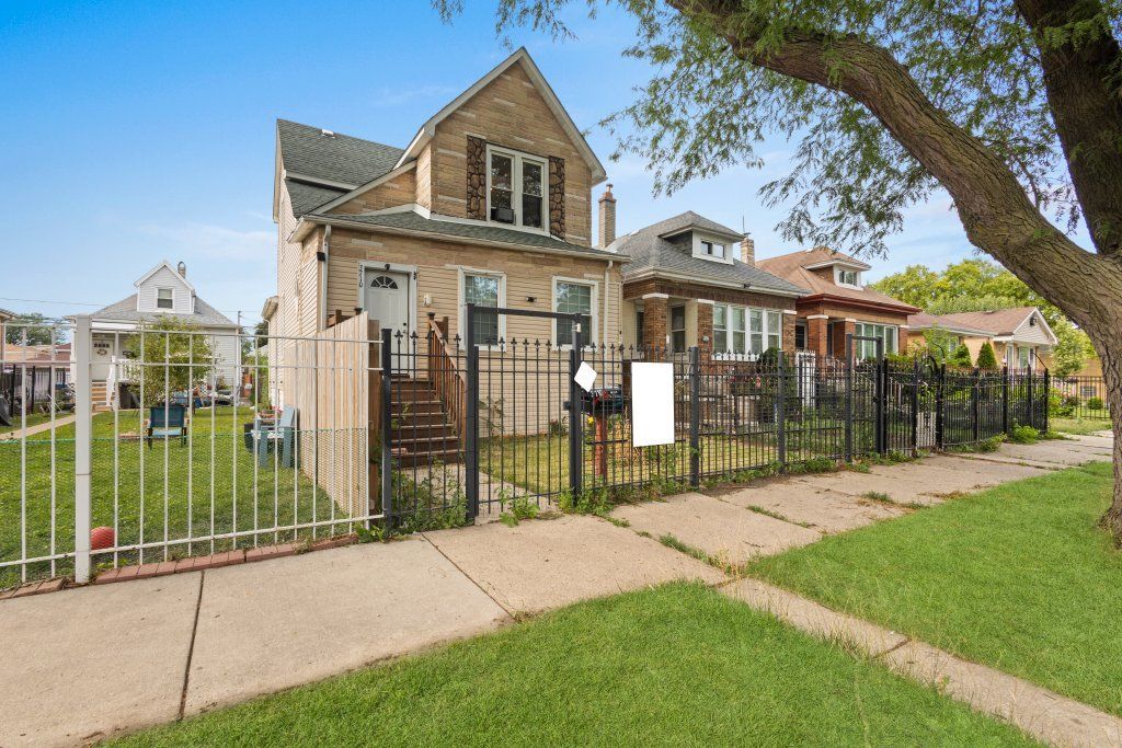 3710 60th Place, Chicago, IL 60629