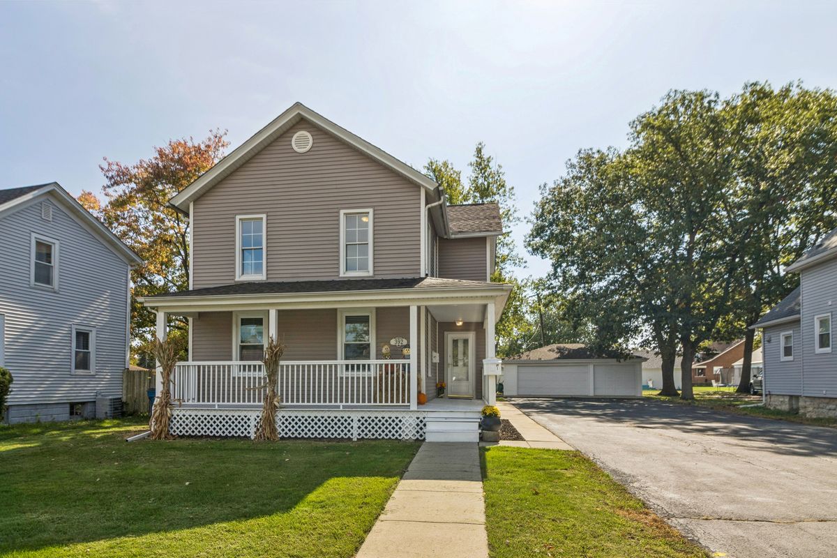 392 Exchange Street, Crete, IL 60417