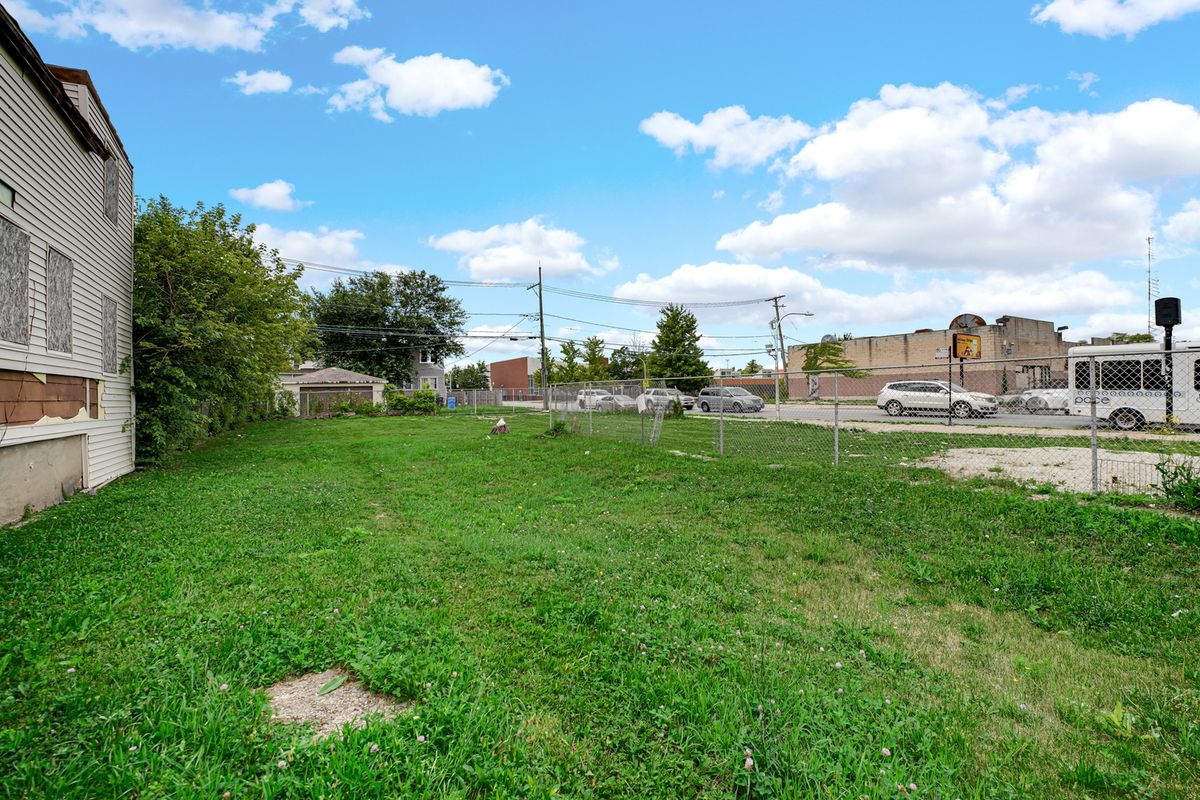 153-157 103rd Street, Chicago, IL 60628