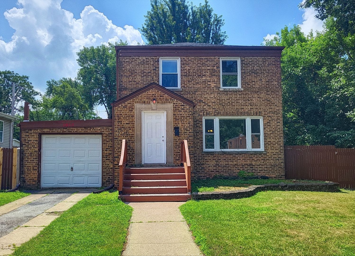 1913 170th Street — Hazel Crest, IL 60429