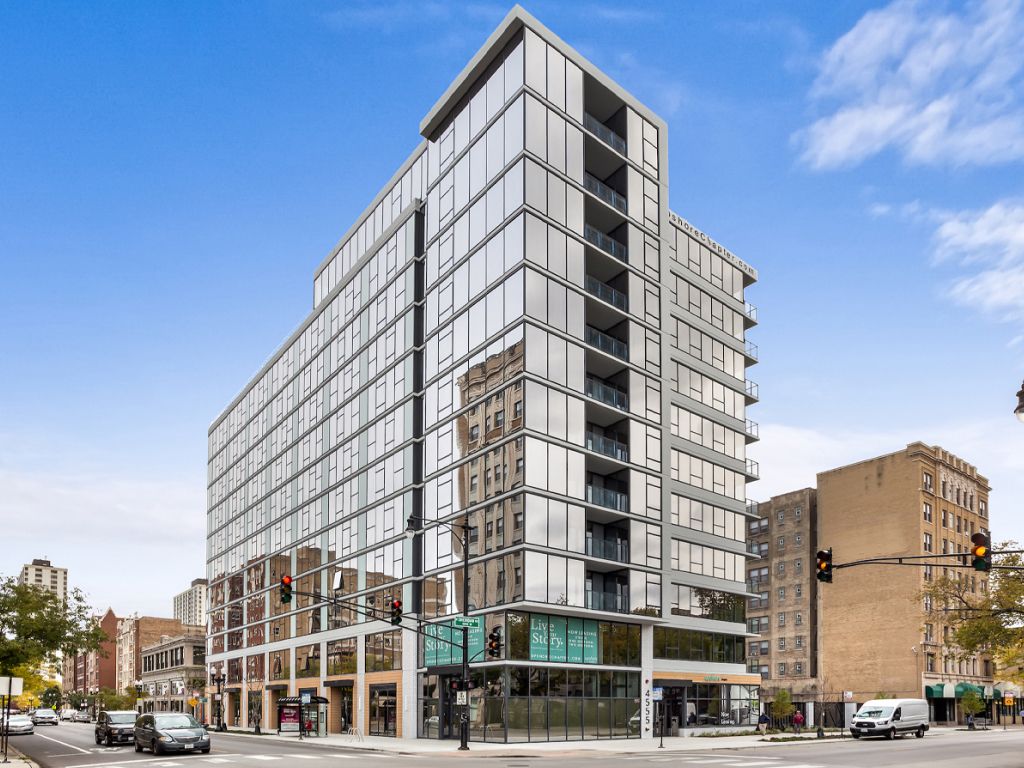 4555 Sheridan Road, Chicago, IL 60640