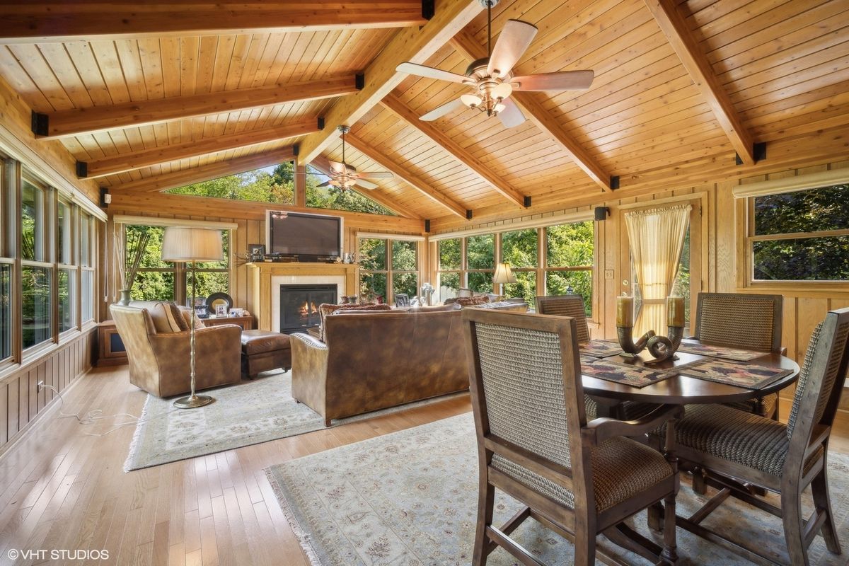 170 N Rainbow Road, North Barrington, IL 60010