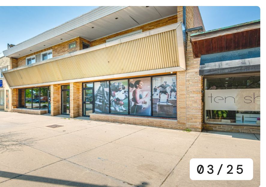 8136 S Kedzie Avenue #102 — Chicago, IL 60652