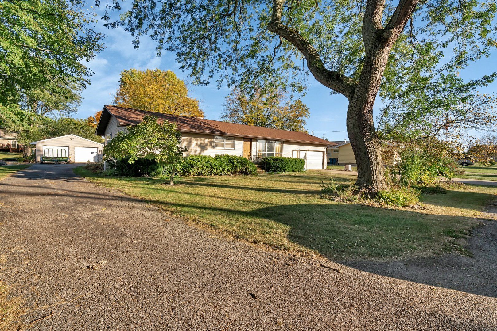 515 4th Street — Earlville, IL 60518