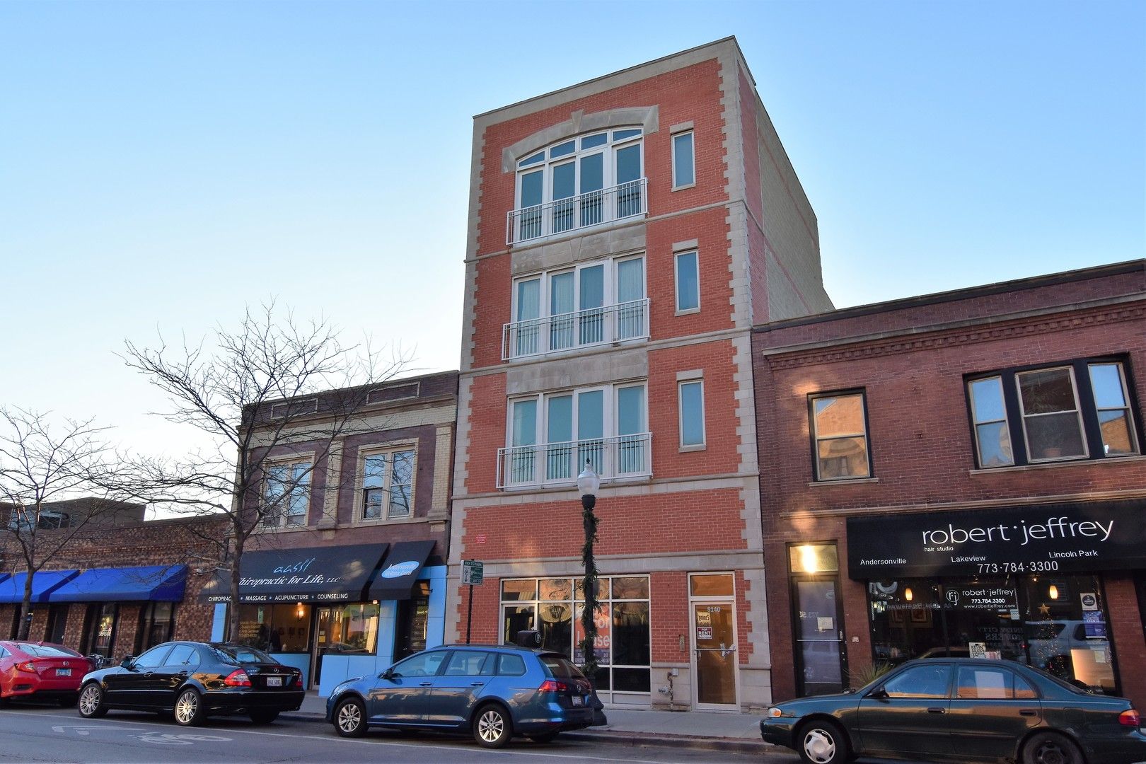 5140 Clark Street — Chicago, IL 60640