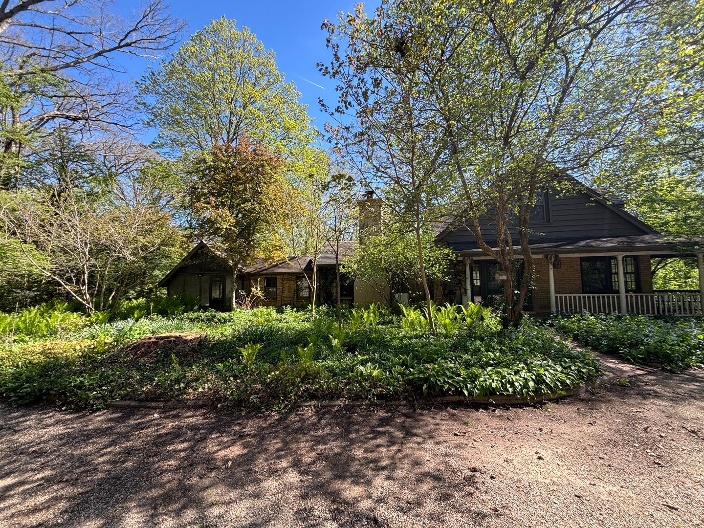 29W101 Morris Court — Warrenville, IL 60555