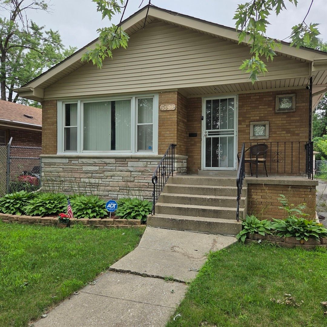 15603 Marshfield Avenue — Harvey, IL 60426