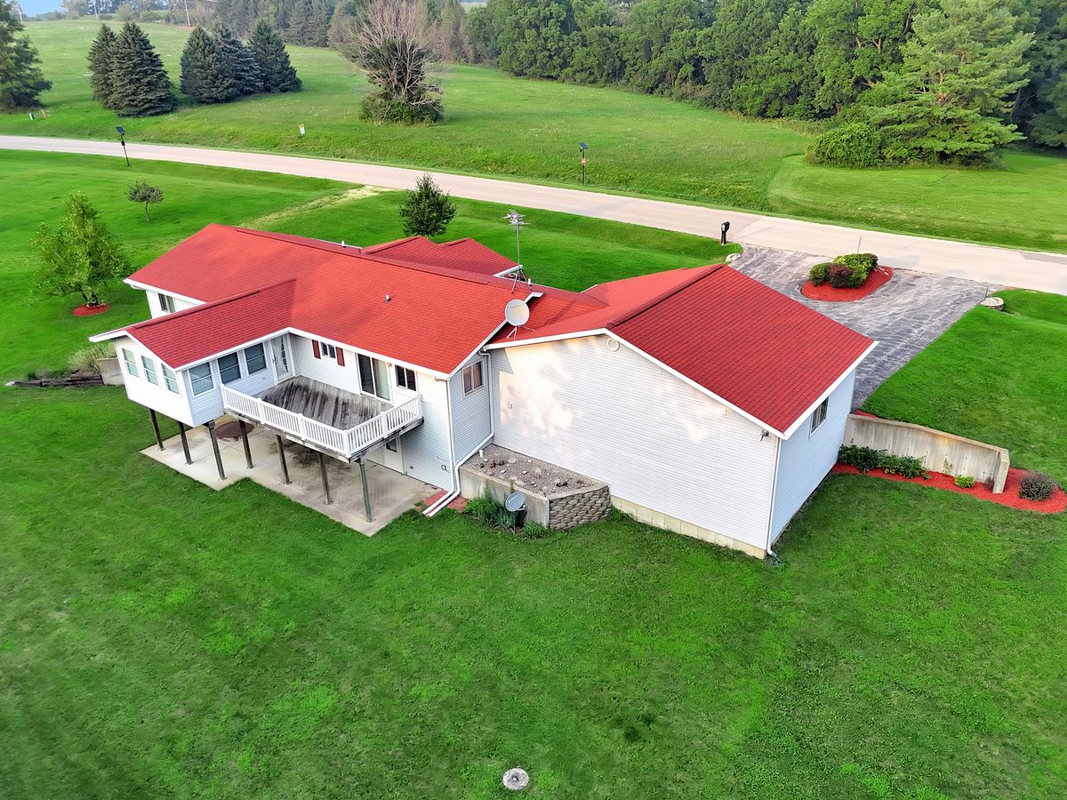 24-134 Hidden Ranch Drive, Lanark, IL 61046