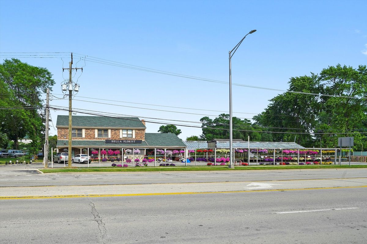 7117 Roberts Road, Bridgeview, IL 60455