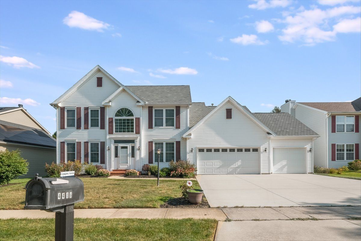 4406 Crossgate Drive — Champaign, IL 61822