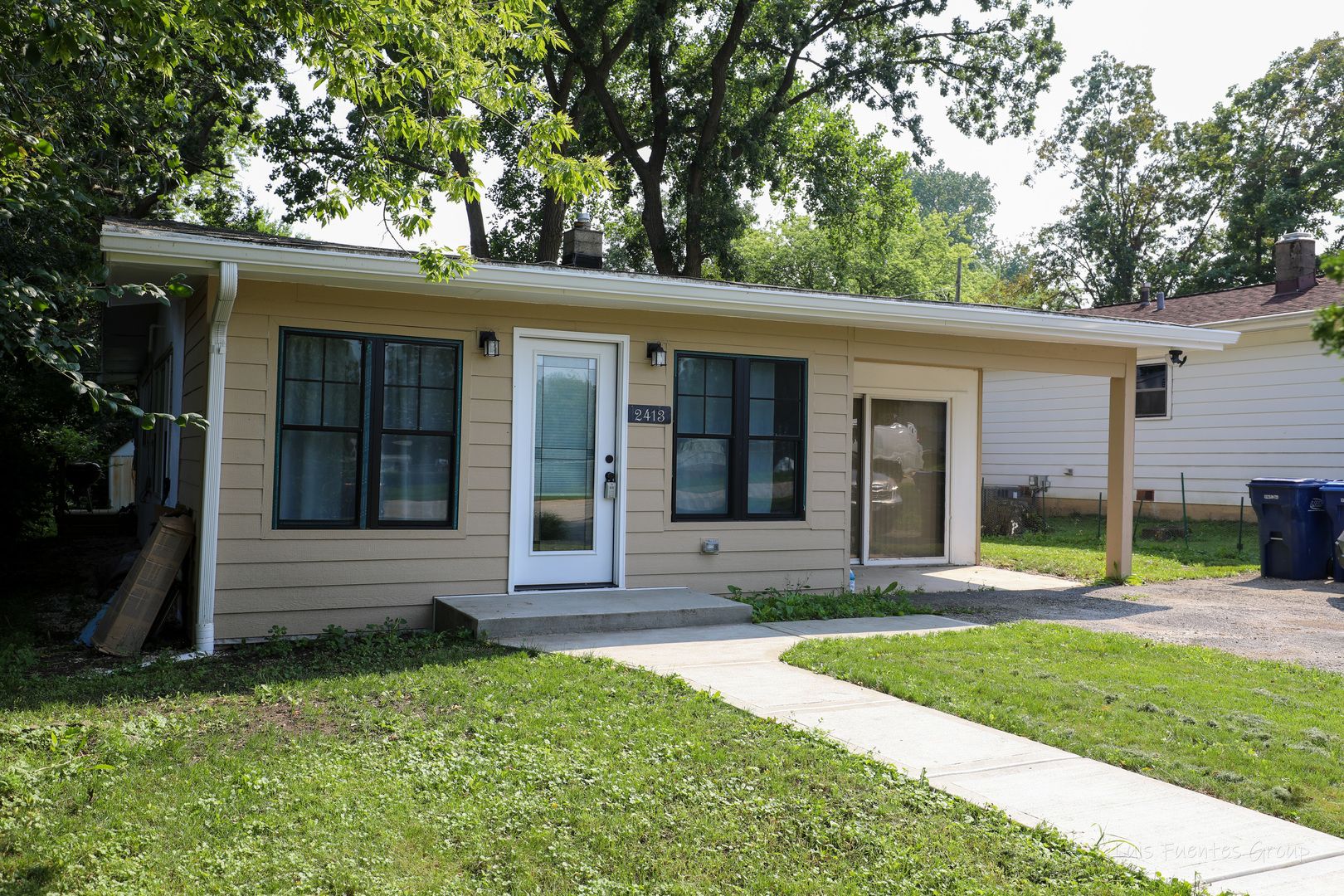 2413 20th Street — North Chicago, IL 60064