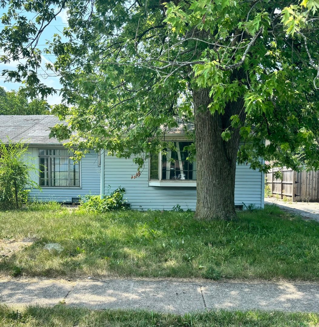 14044 S Grace Avenue — Robbins, IL 60472