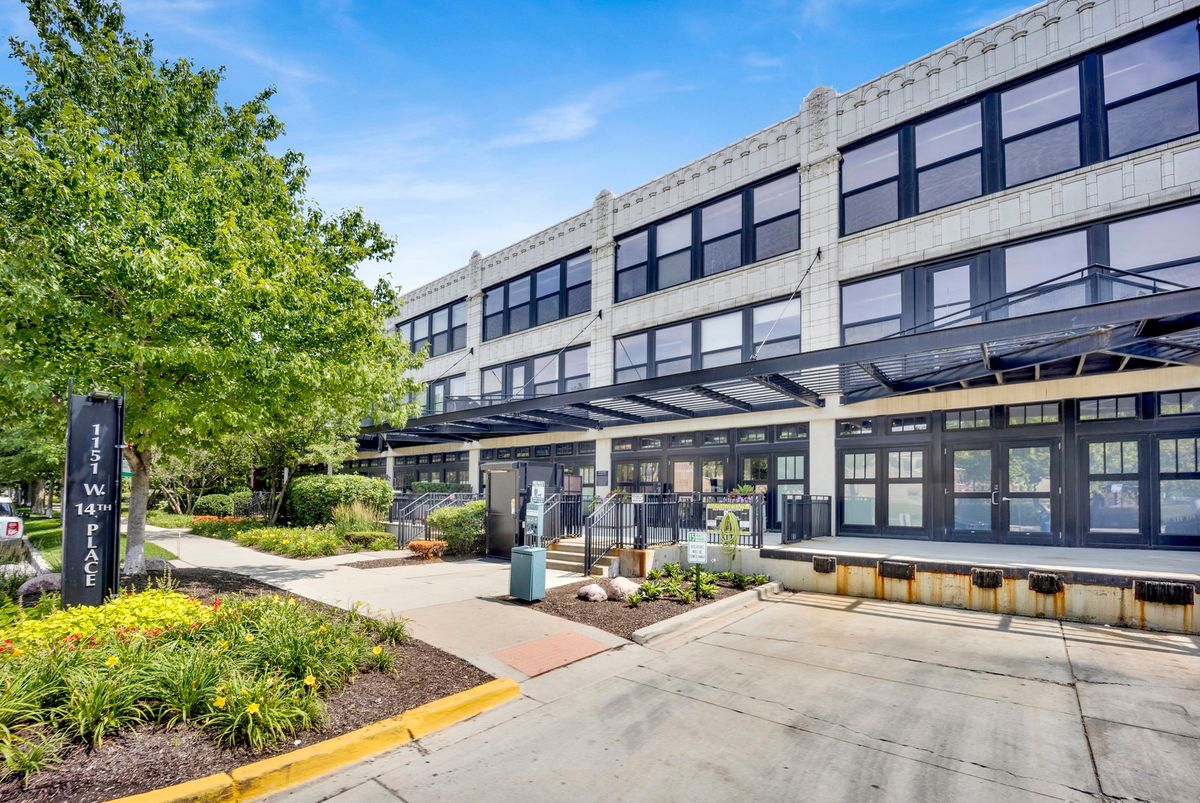 1151 14th Place, Chicago, IL 60608
