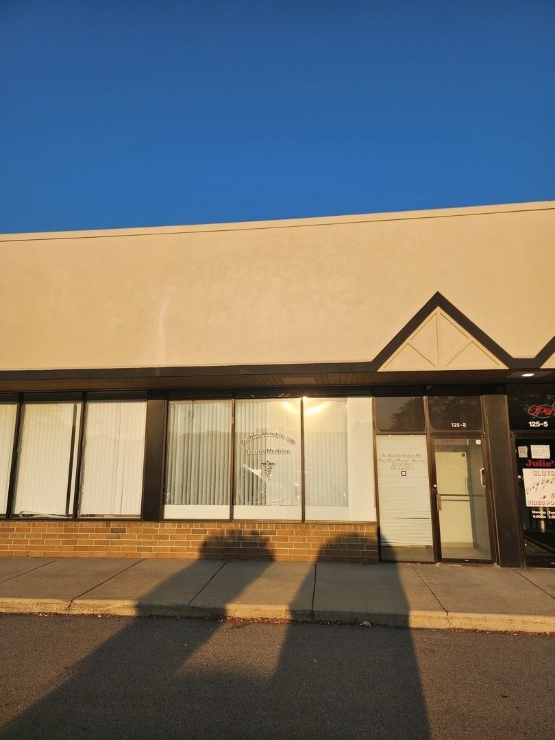 125 E State Road #6 — Island Lake, IL 60042