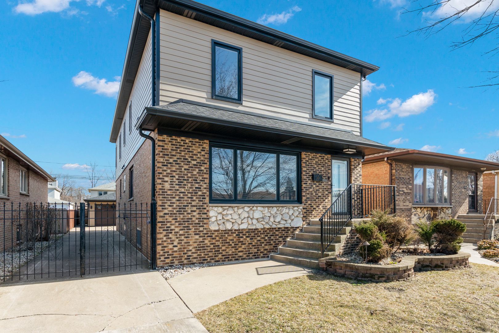 11633 S Avenue H — Chicago, IL 60617