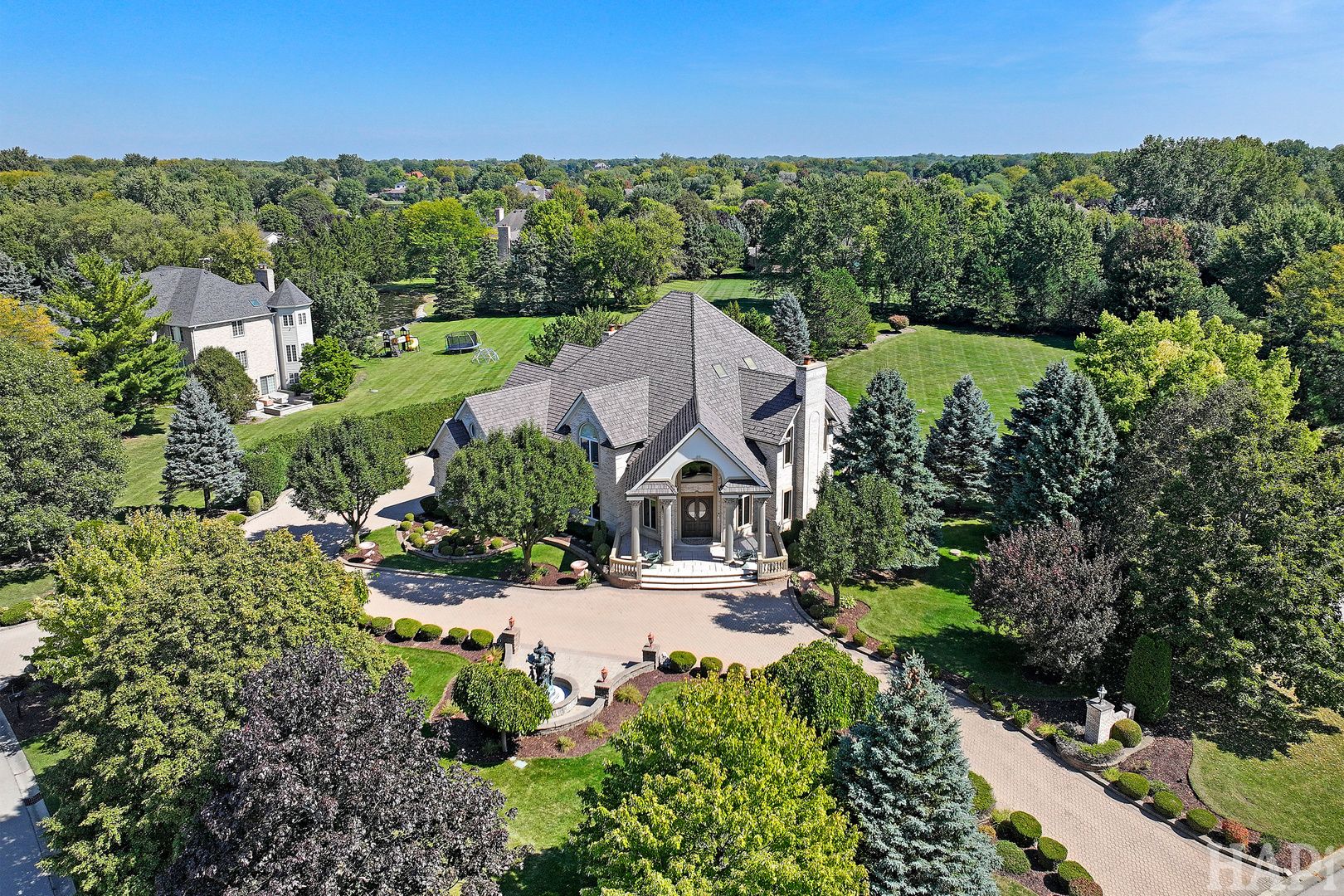 1 Pacer Trail — South Barrington, IL 60010