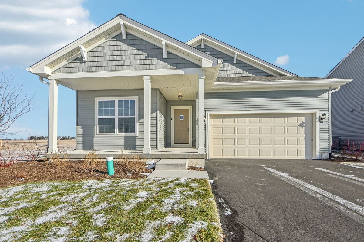 300 Aspen Drive, Cortland, IL 60112