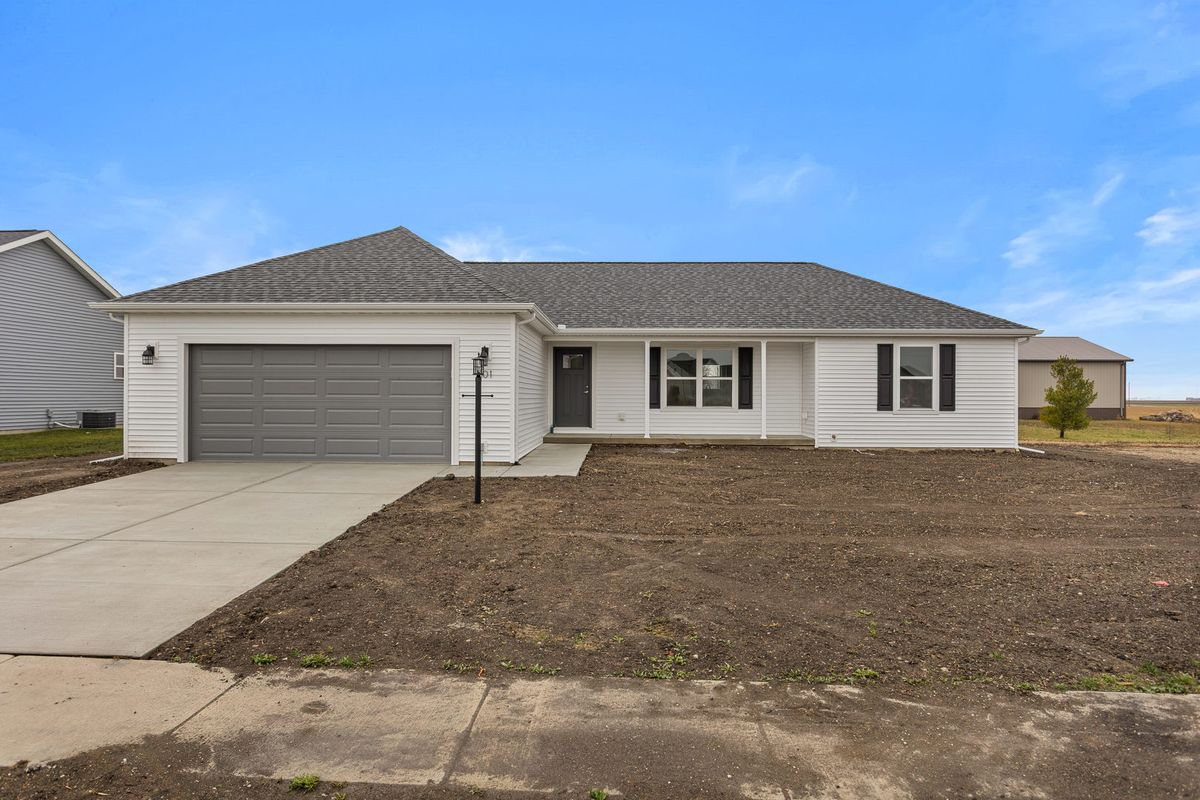 501 Patterson Drive, Fisher, IL 61843