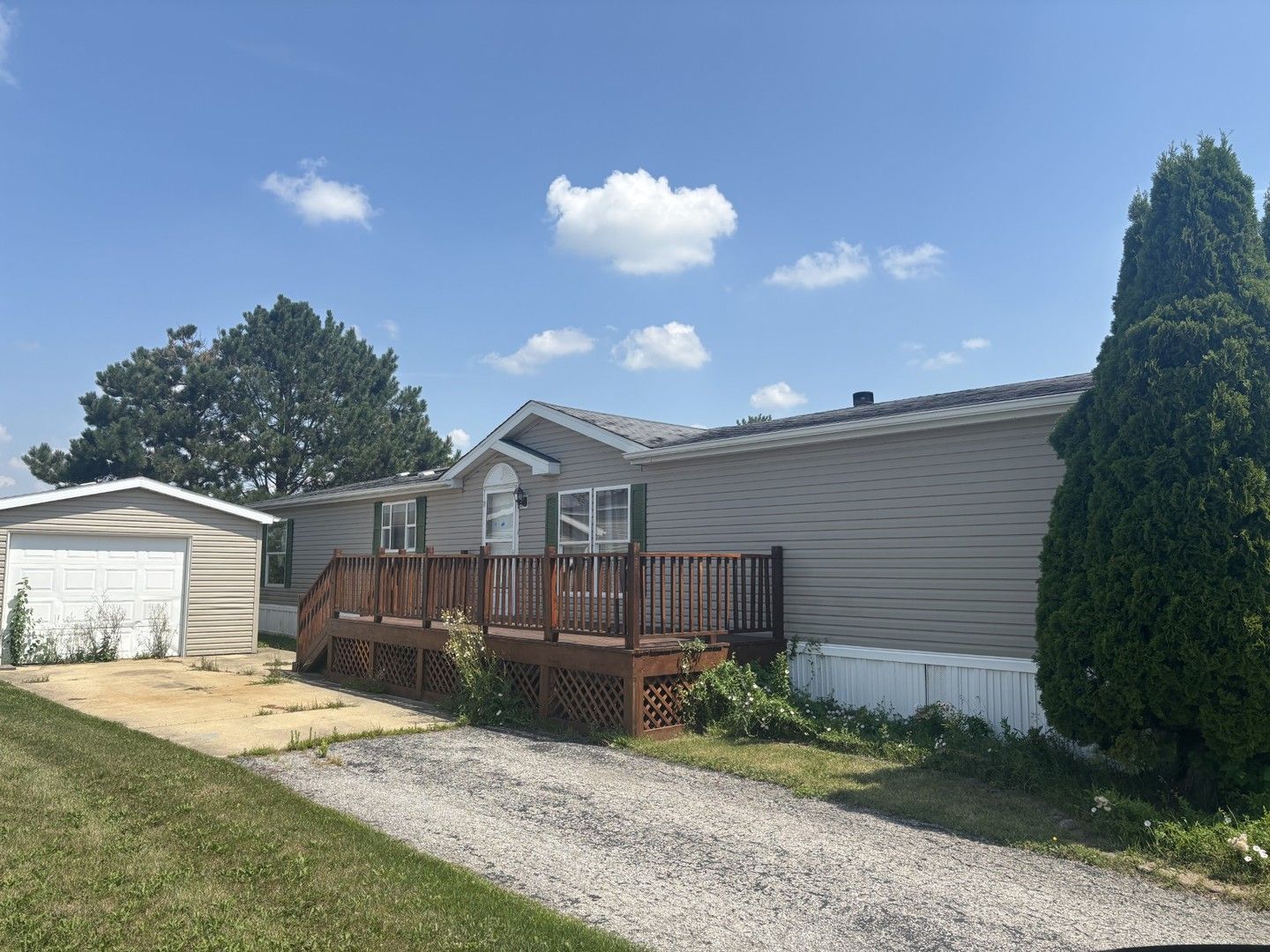 85 Partridge Lane — Beecher, IL 60401
