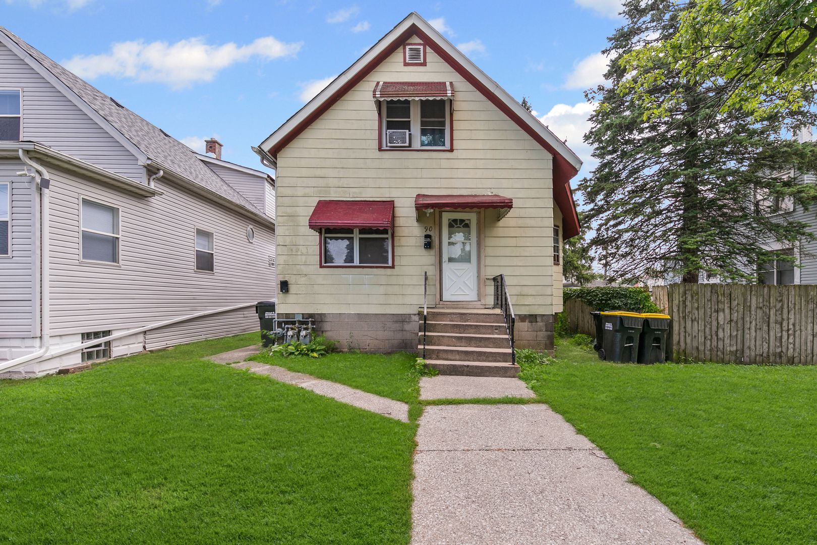 90 W 28th Place — South Chicago Heights, IL 60411