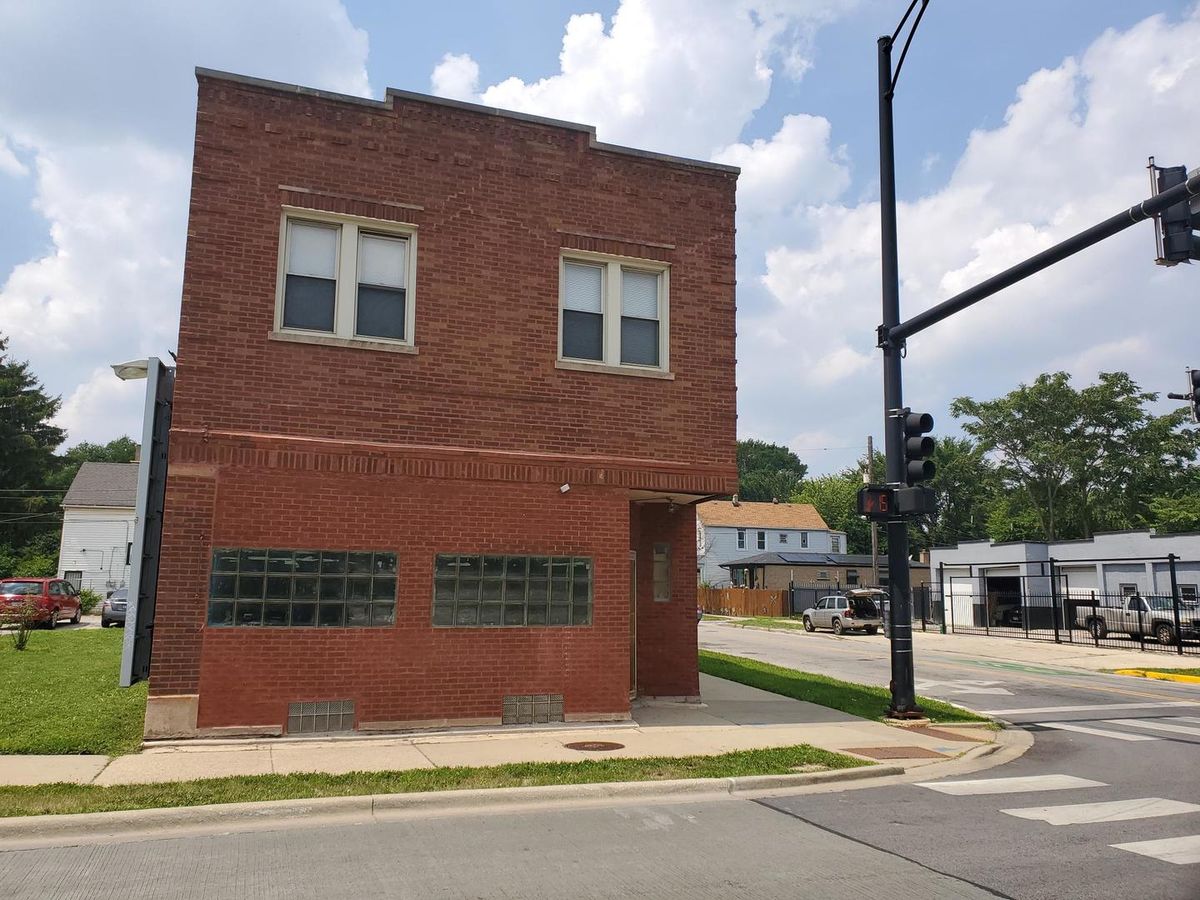 10000 Michigan Avenue, Chicago, IL 60628