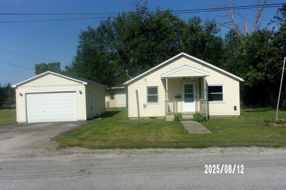 110 Mansfield Avenue, Milford, IL 60953