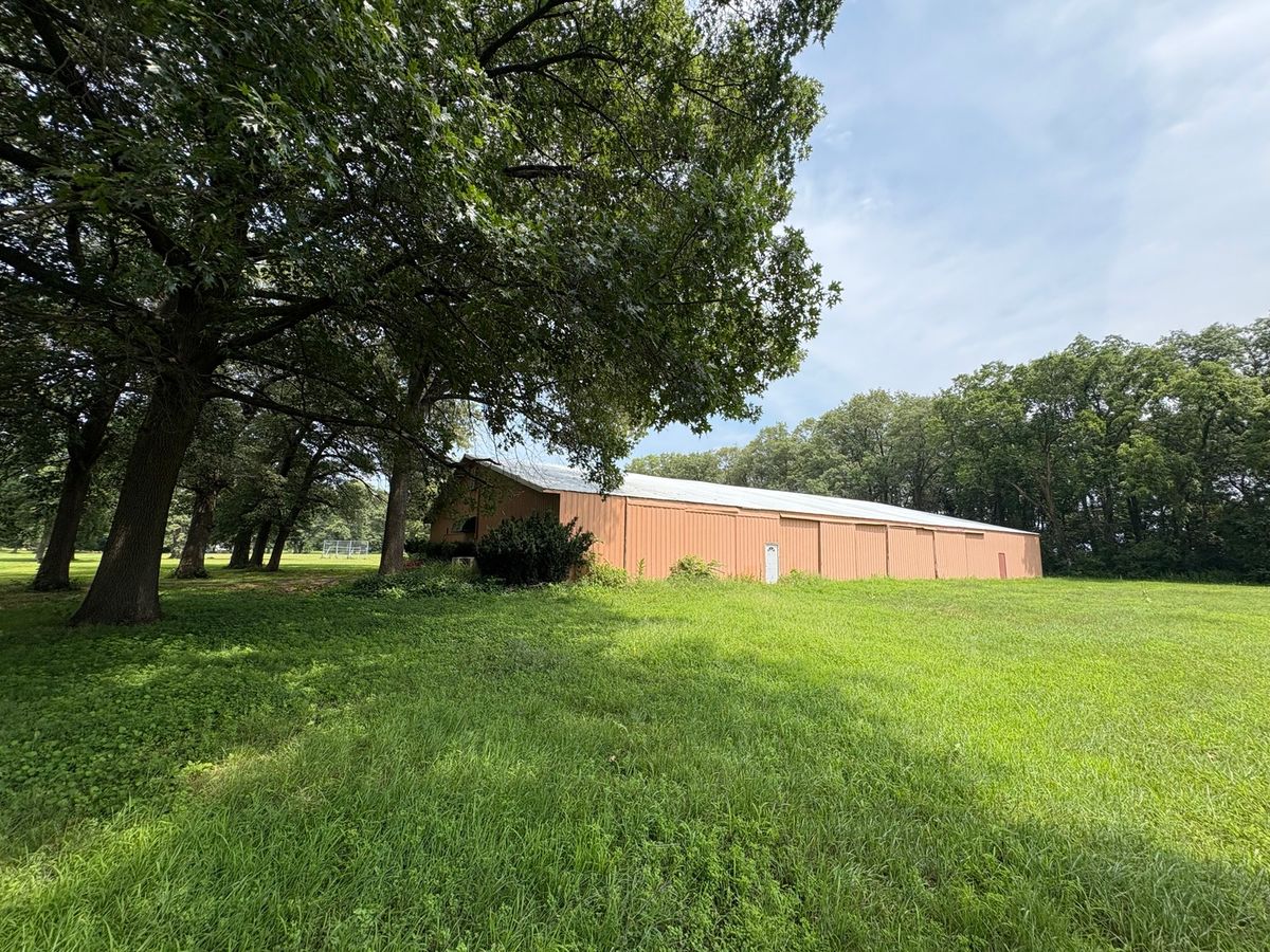 4112 Youth Camp Road, St. Anne, IL 60964