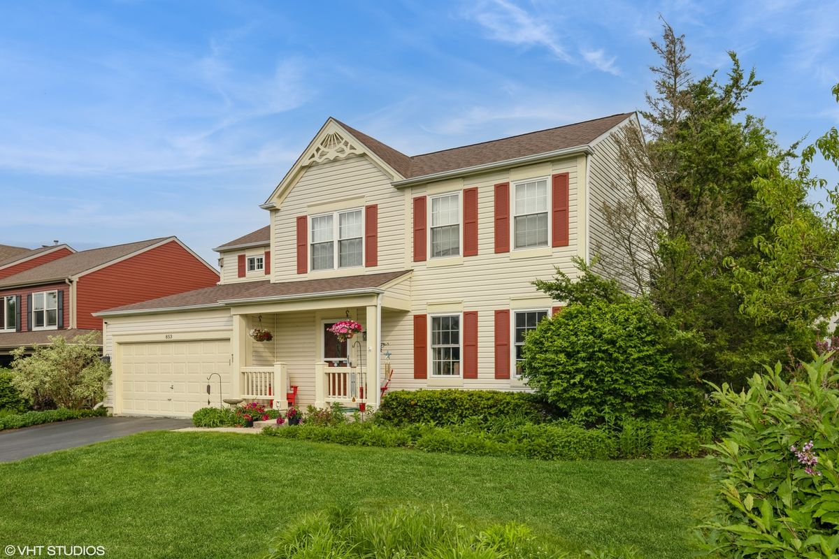 853 Savanna Springs Drive, Lake Villa, IL 60046