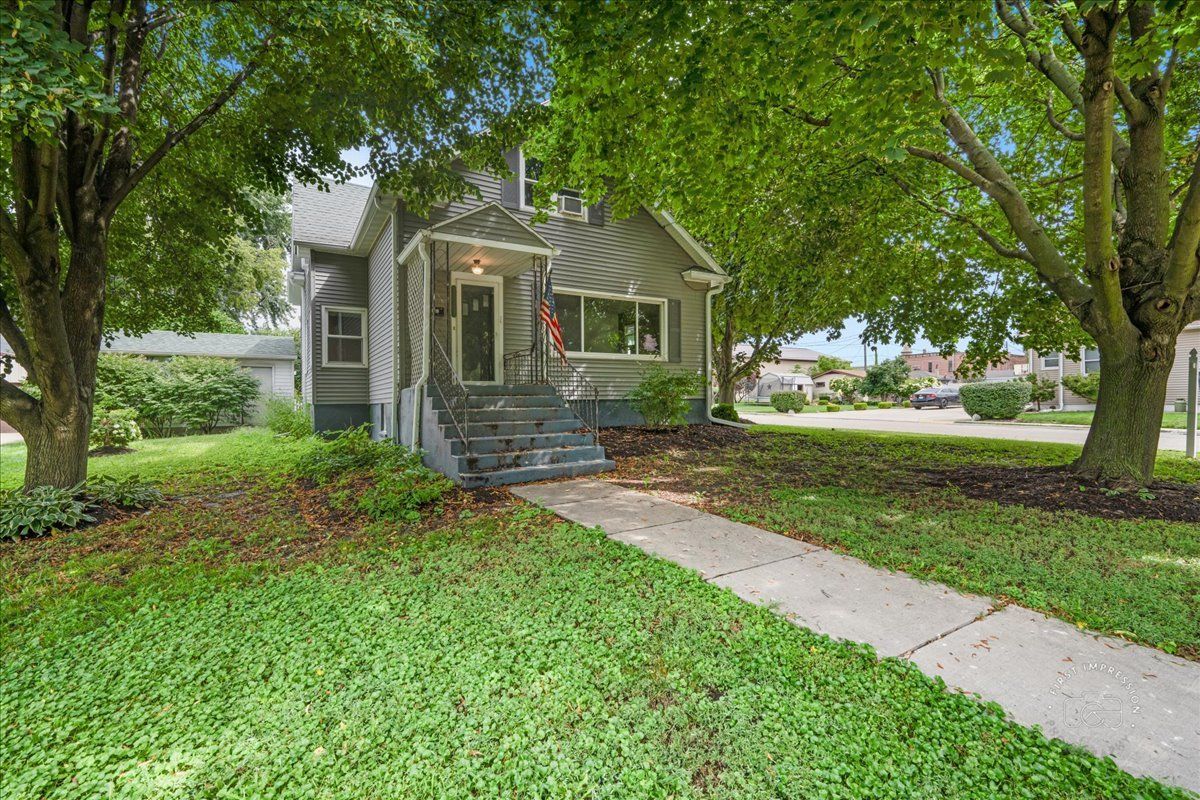 2001 3rd Street, Peru, IL 61354