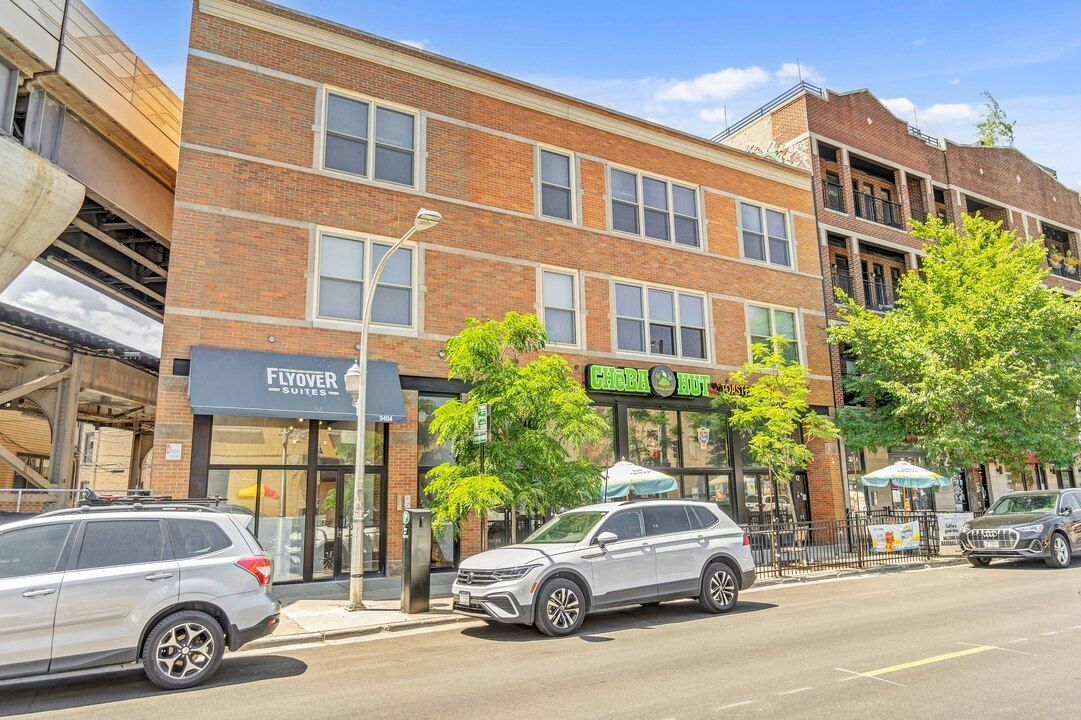 3404 N Sheffield Avenue #A — Chicago, IL 60613