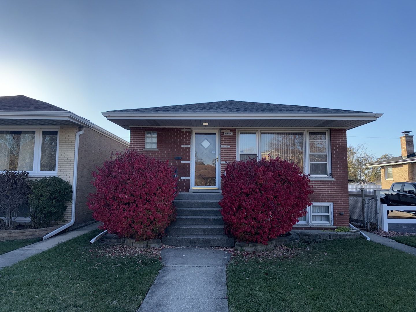 7814 Major Avenue — Burbank, IL 60459