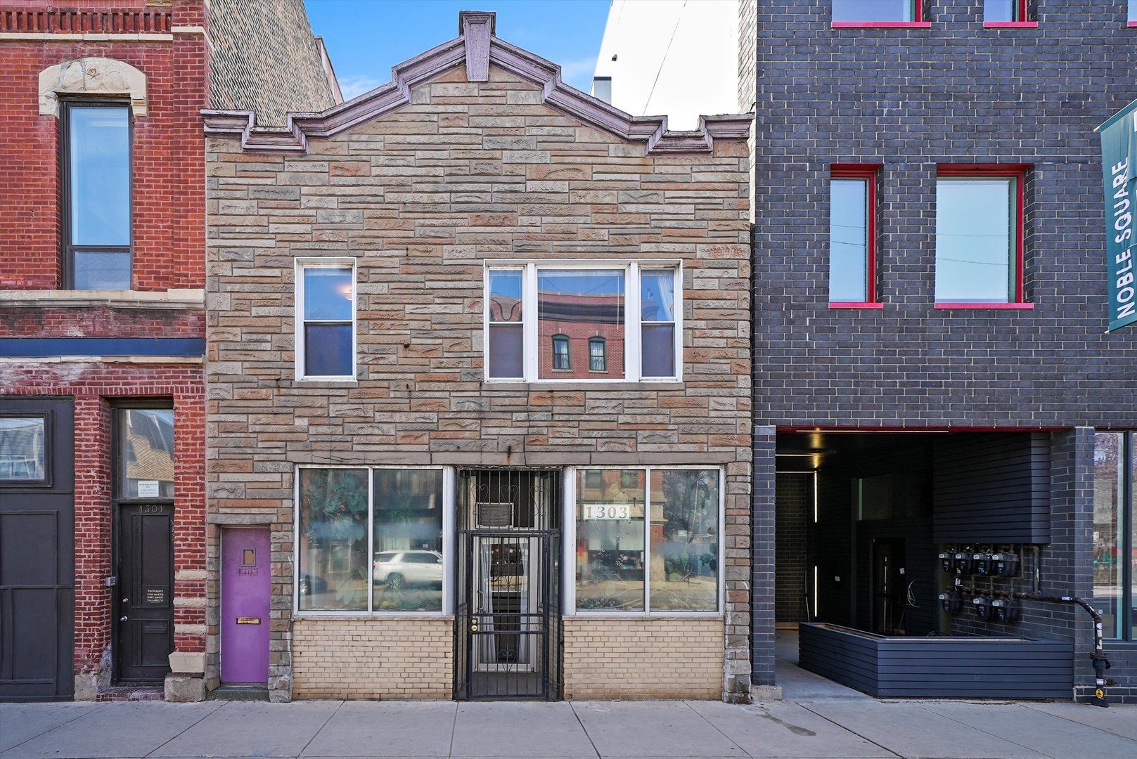 1303 W Chicago Avenue — Chicago, IL 60642