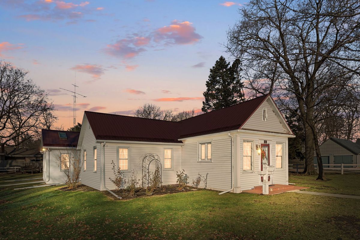 516 2nd Street, Momence, IL 60954